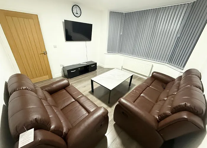 Cozy 3 Bedroom Home In Wyken - Coventry